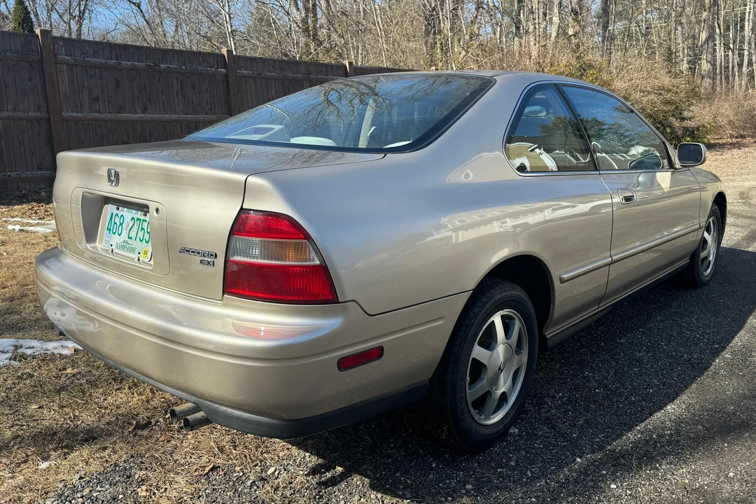 1995 Honda Accord 5th Gen - Image 4 of 31