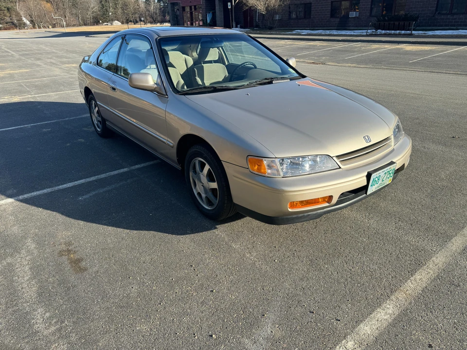 1995 Honda Accord 5th Gen - Image 14 of 31