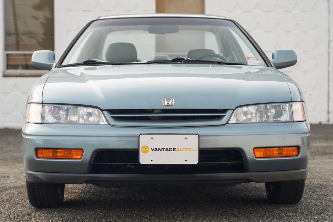 1995 Honda Accord 5th Gen - Image 2 of 31
