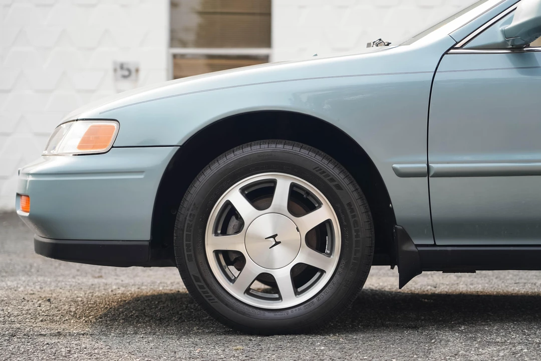 1995 Honda Accord 5th Gen - Image 26 of 31