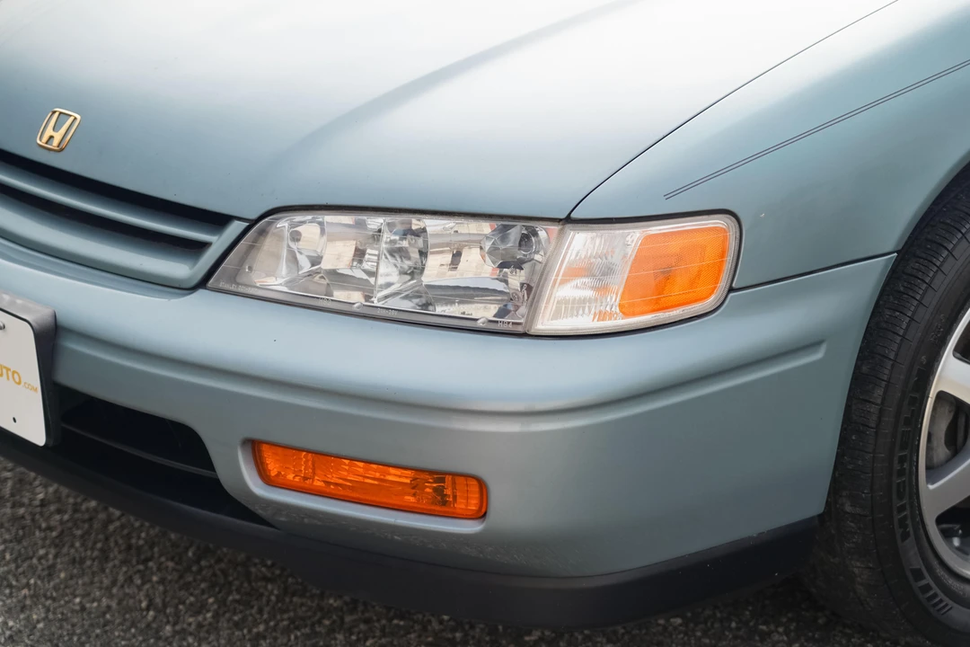 1995 Honda Accord 5th Gen - Image 25 of 31
