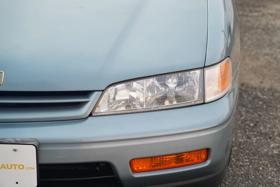 1995 Honda Accord 5th Gen - Image 23 of 31
