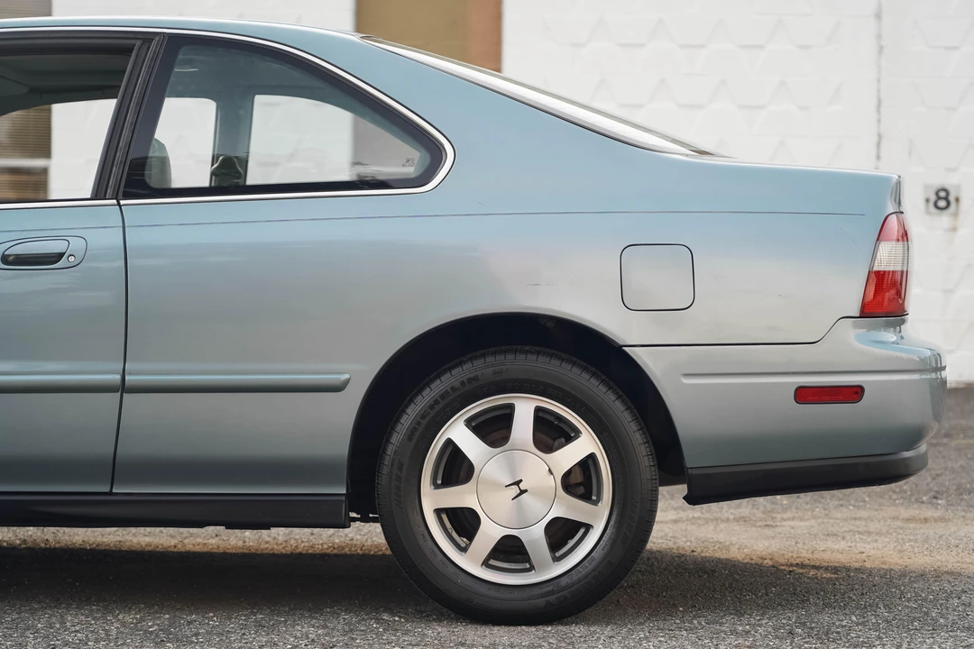 1995 Honda Accord 5th Gen - Image 29 of 31
