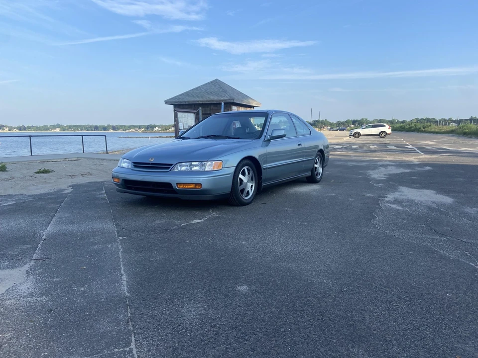 1995 Honda Accord 5th Gen - Image 6 of 31