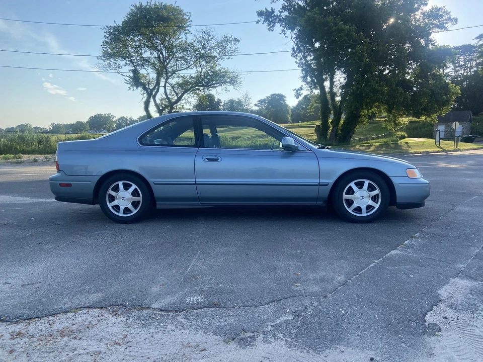 1995 Honda Accord 5th Gen - Image 15 of 31