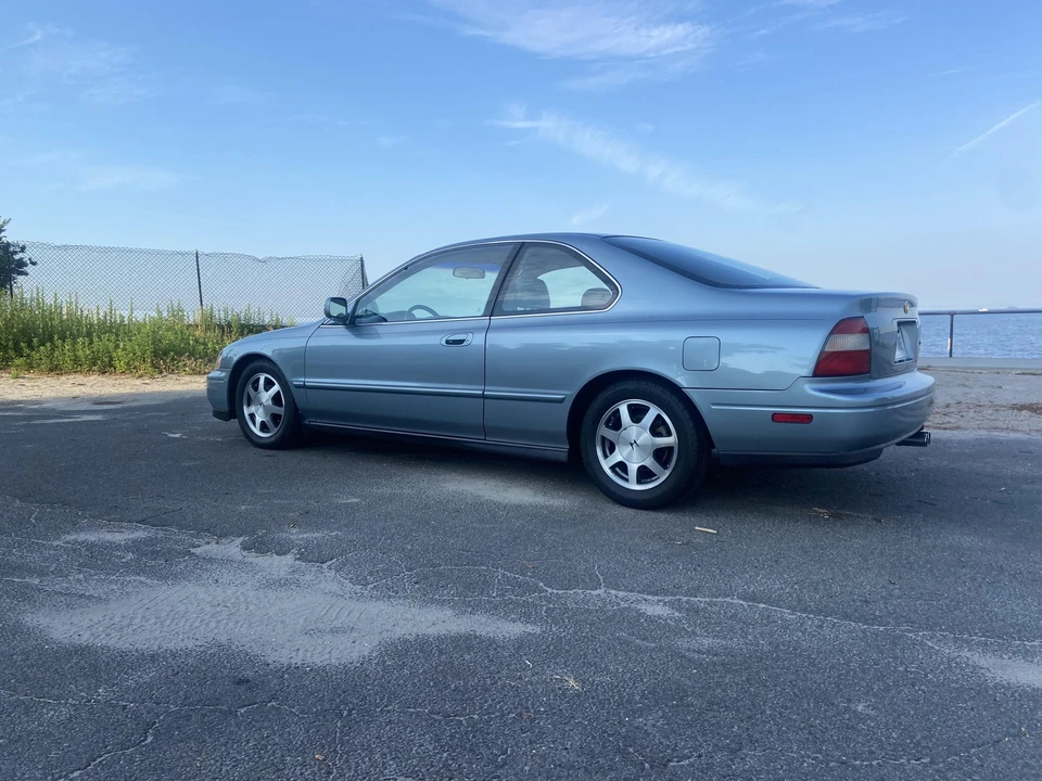 1995 Honda Accord 5th Gen - Image 9 of 31