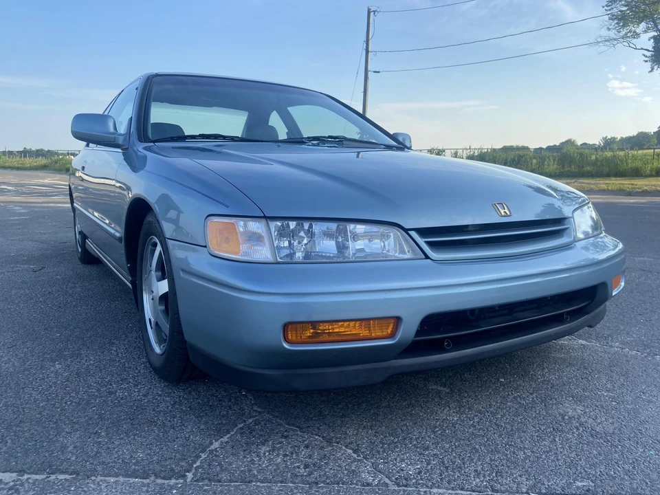 1995 Honda Accord 5th Gen - Image 17 of 31