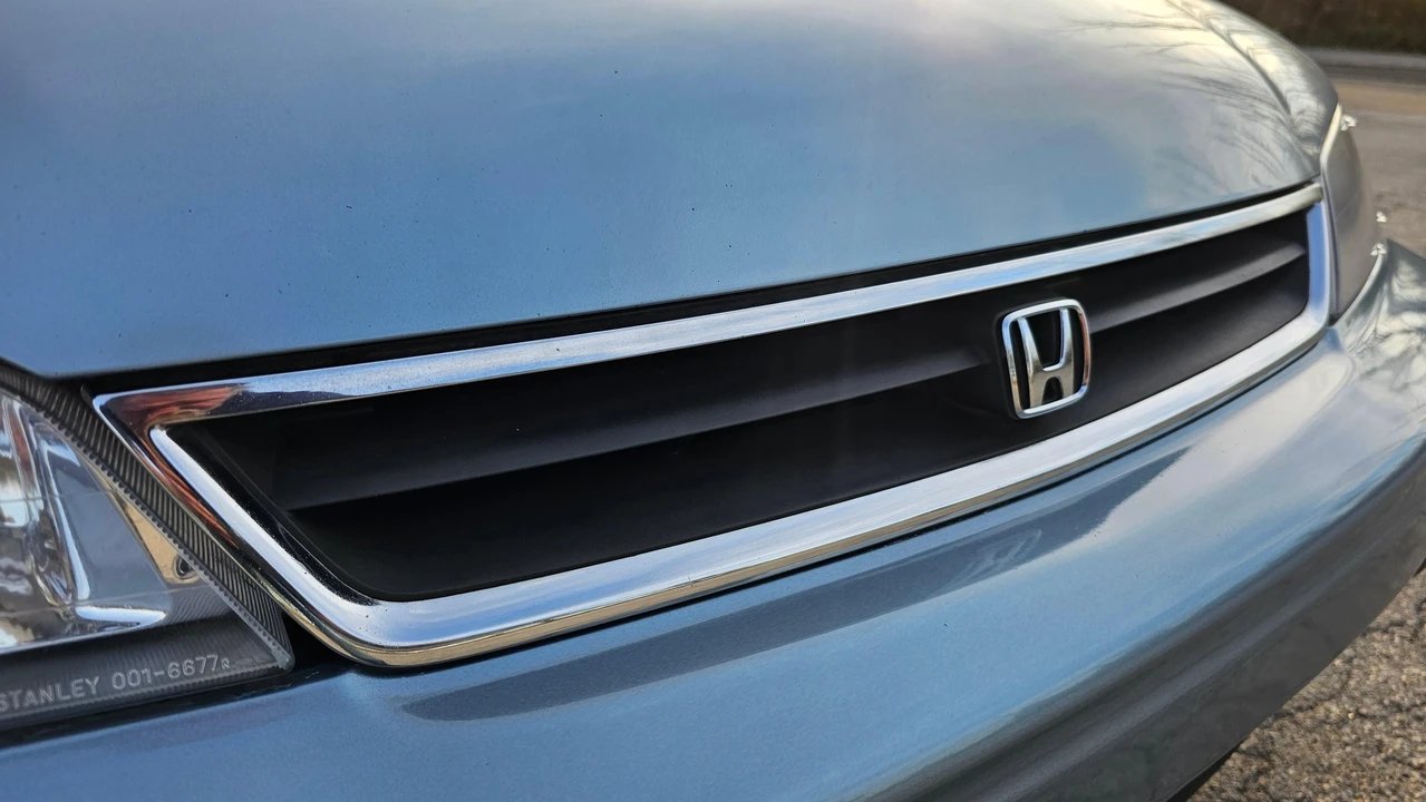1995 Honda Accord 5th Gen - Image 23 of 31