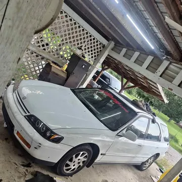 1995 Honda Accord EX Wagon 4D