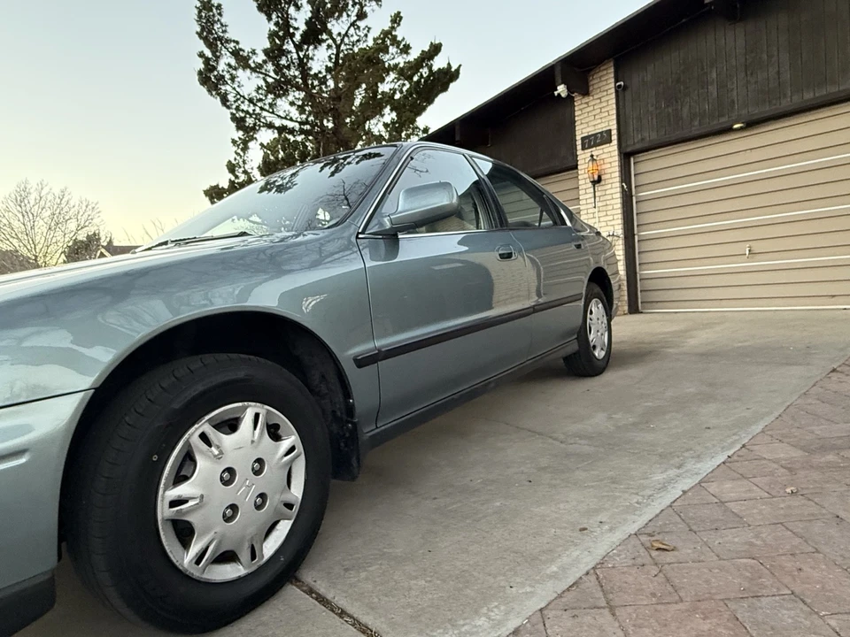 1995 Honda Accord 5th Gen - Image 7 of 21