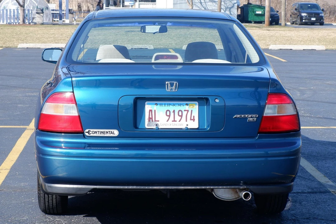 1995 Honda Accord 5th Gen - Image 5 of 5