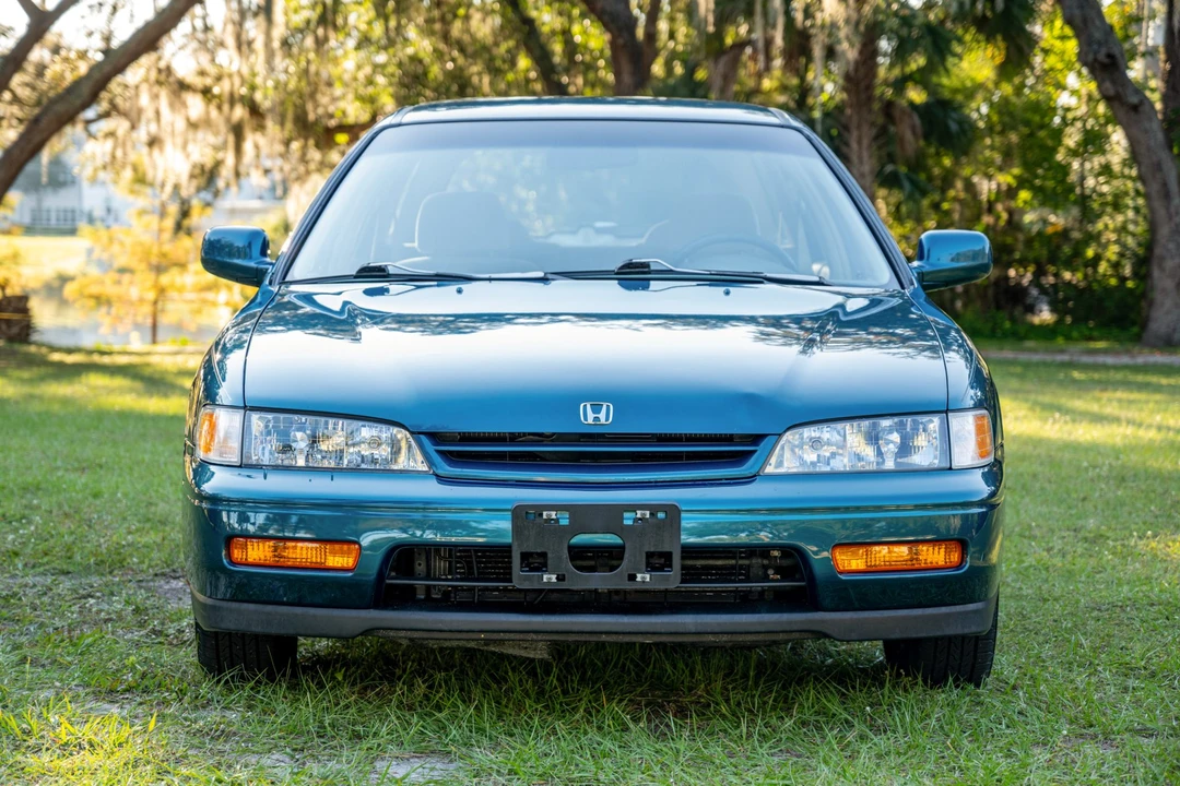 1995 Honda Accord 5th Gen - Image 2 of 31