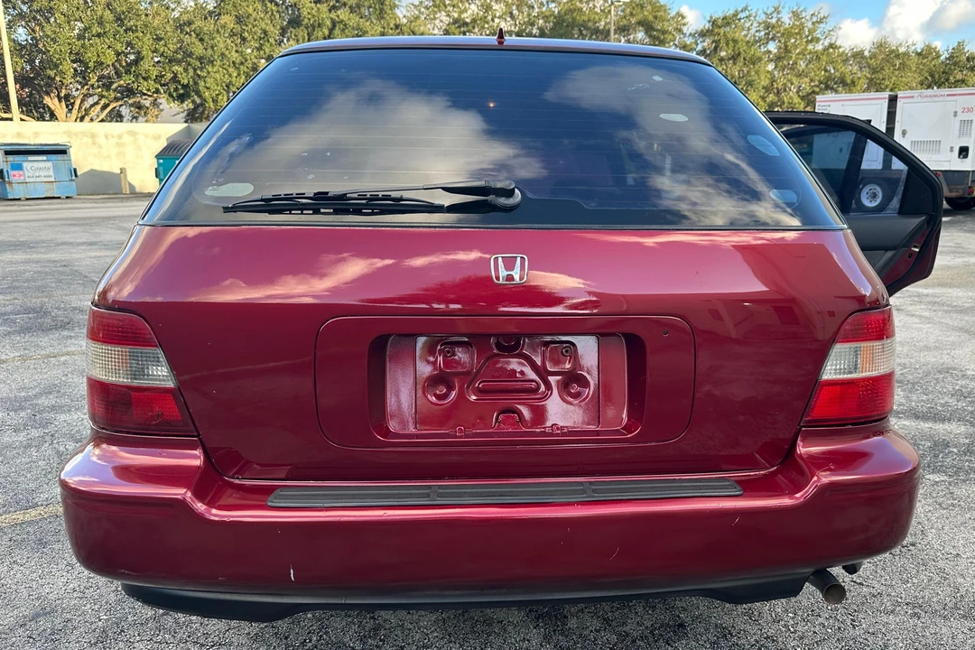 1995 Honda Accord 5th Gen - Image 5 of 31