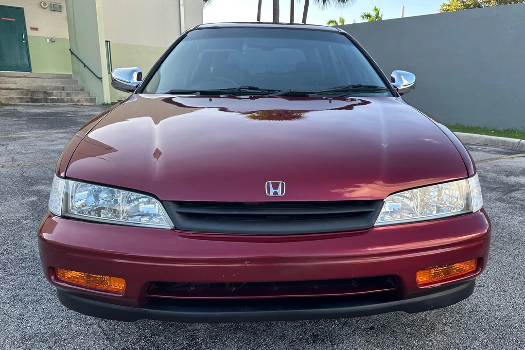 1995 Honda Accord 5th Gen - Image 2 of 31