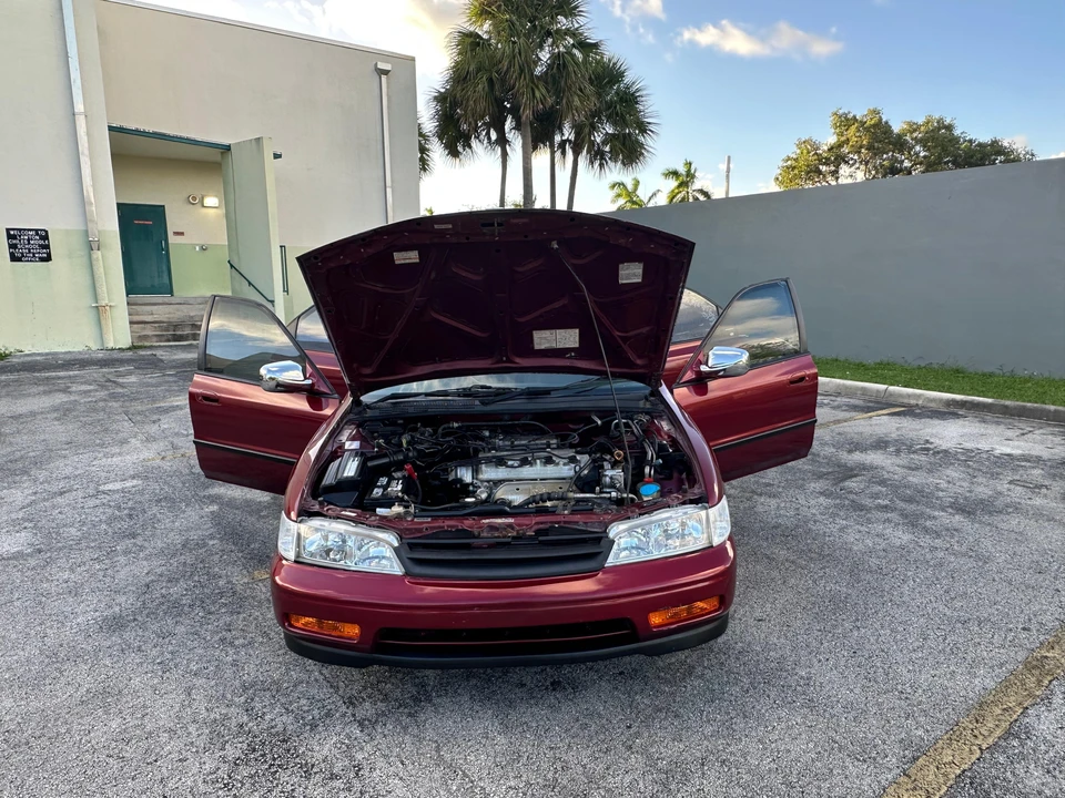 1995 Honda Accord 5th Gen - Image 17 of 31