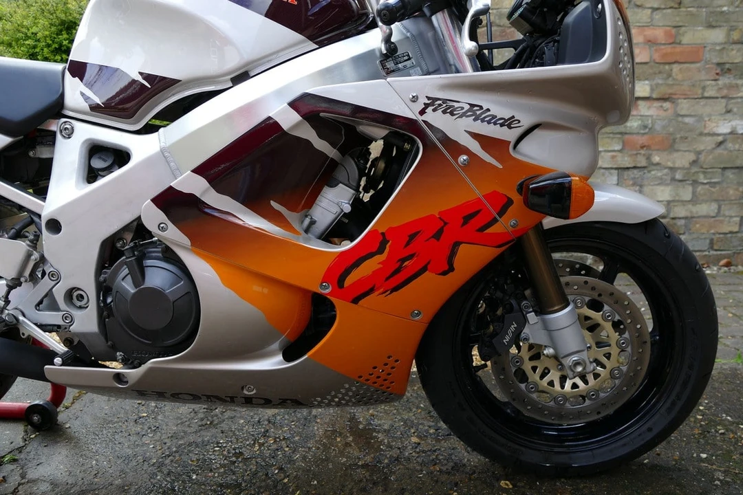 1995 Honda CBR - Image 6 of 30