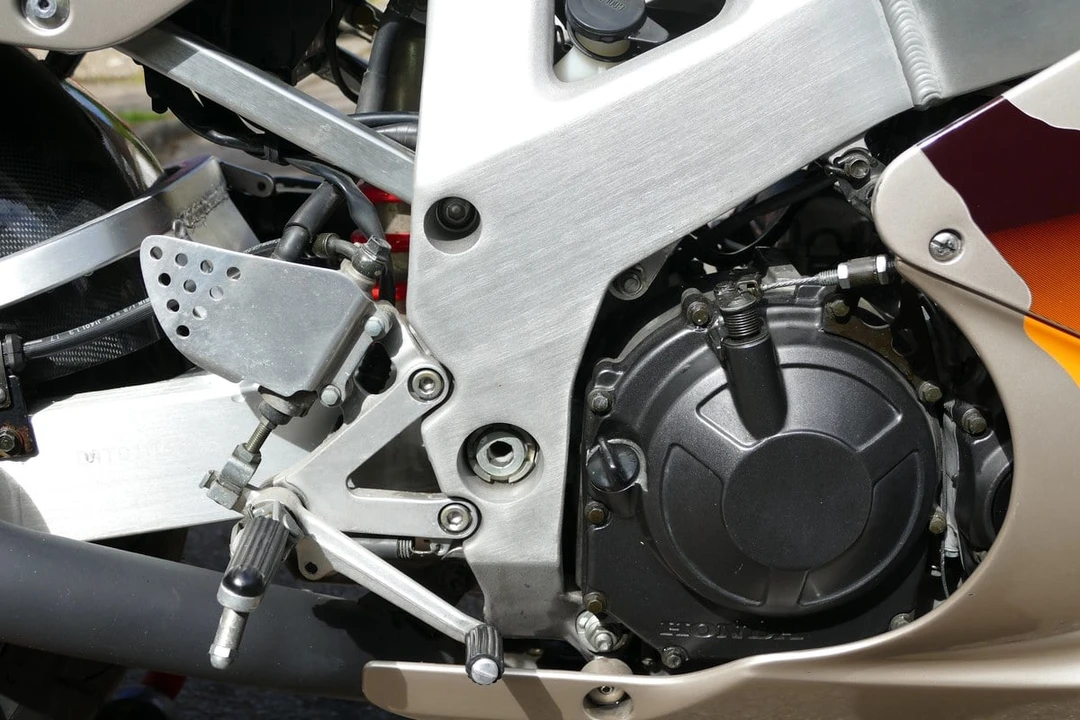 1995 Honda CBR - Image 25 of 30