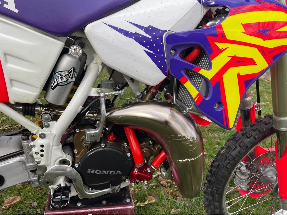 1995 Honda CR - Image 9 of 12