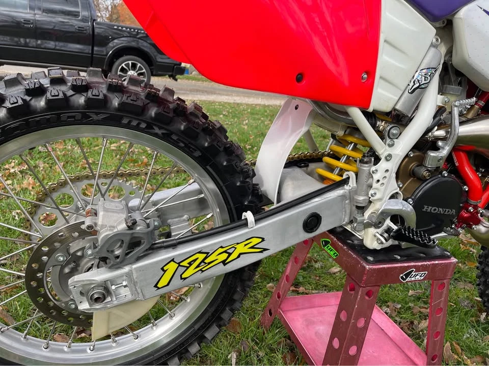 1995 Honda CR - Image 10 of 12
