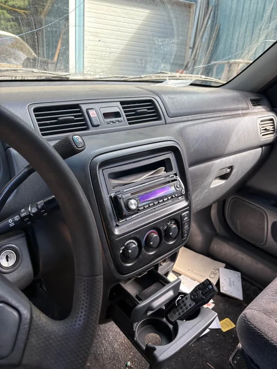 1995 Honda CR-V - Image 10 of 12