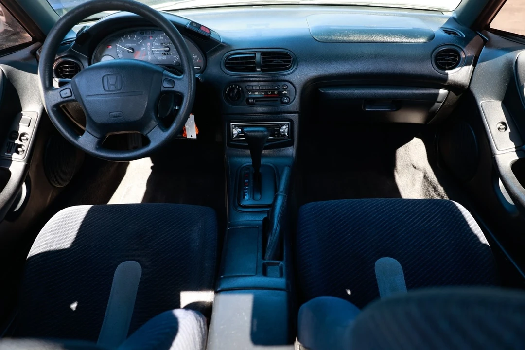 1995 Honda Del Sol - Image 2 of 12