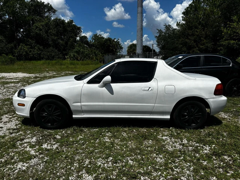 1995 Honda Del Sol - Image 2 of 9