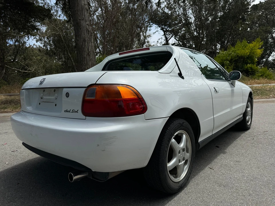 1995 Honda Del Sol - Image 14 of 31