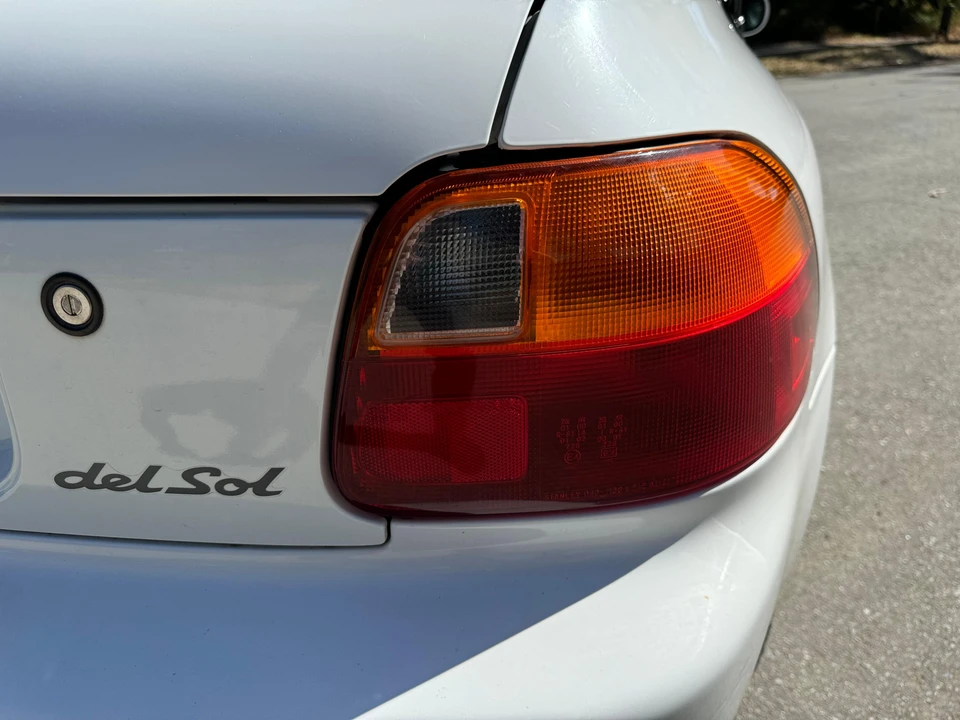 1995 Honda Del Sol - Image 25 of 31