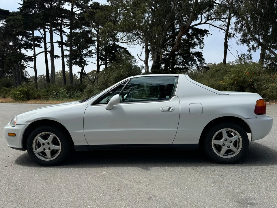 1995 Honda Del Sol - Image 8 of 31