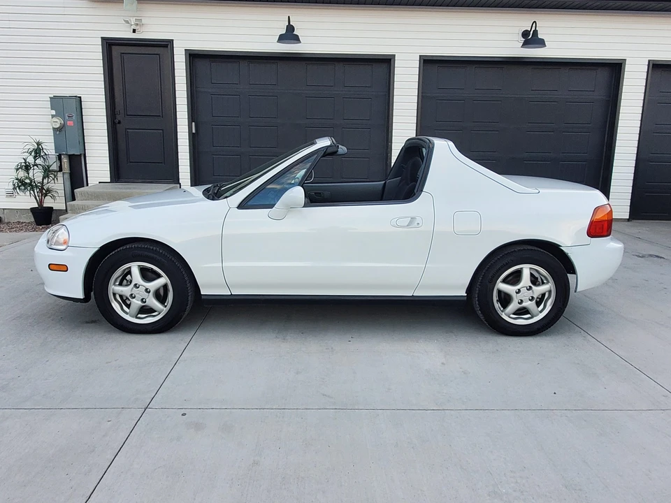 1995 Honda Del Sol - Image 3 of 31