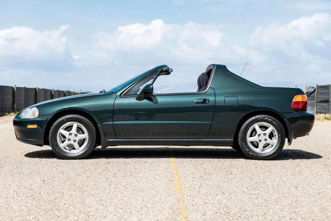 1995 Honda Del Sol - Image 14 of 31
