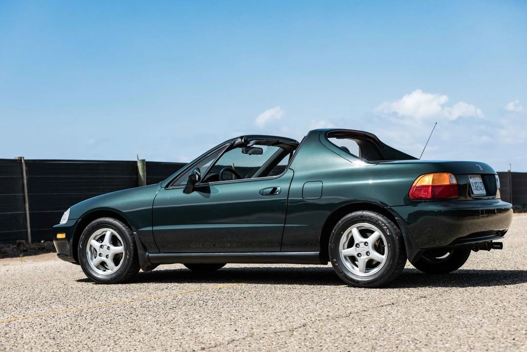 1995 Honda Del Sol - Image 27 of 31