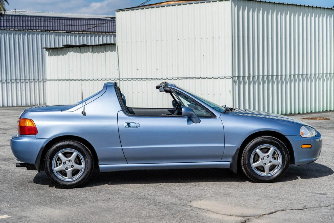 1995 Honda Del Sol - Image 7 of 31