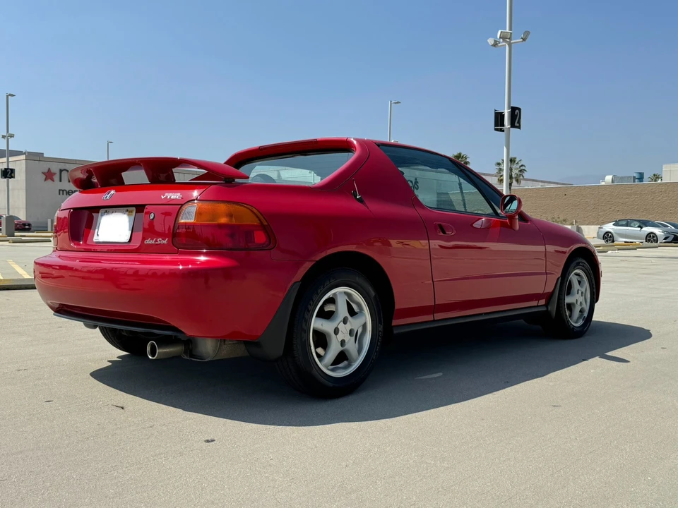 1995 Honda Del Sol - Image 8 of 31