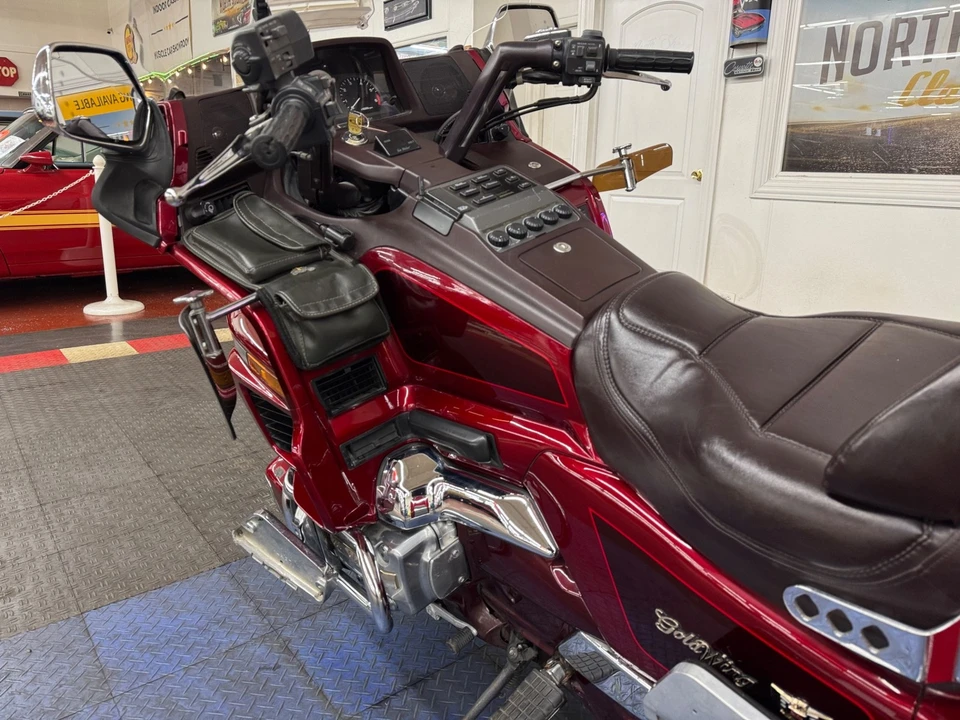 1995 Honda Gold Wing - Image 19 of 21