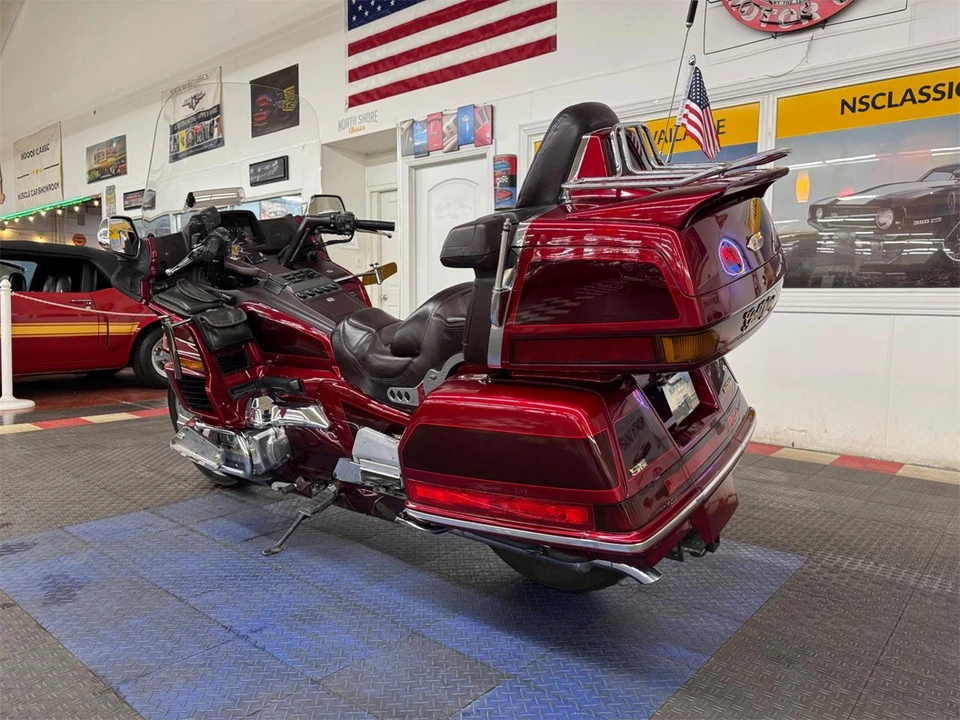 1995 Honda Gold Wing - Image 5 of 21