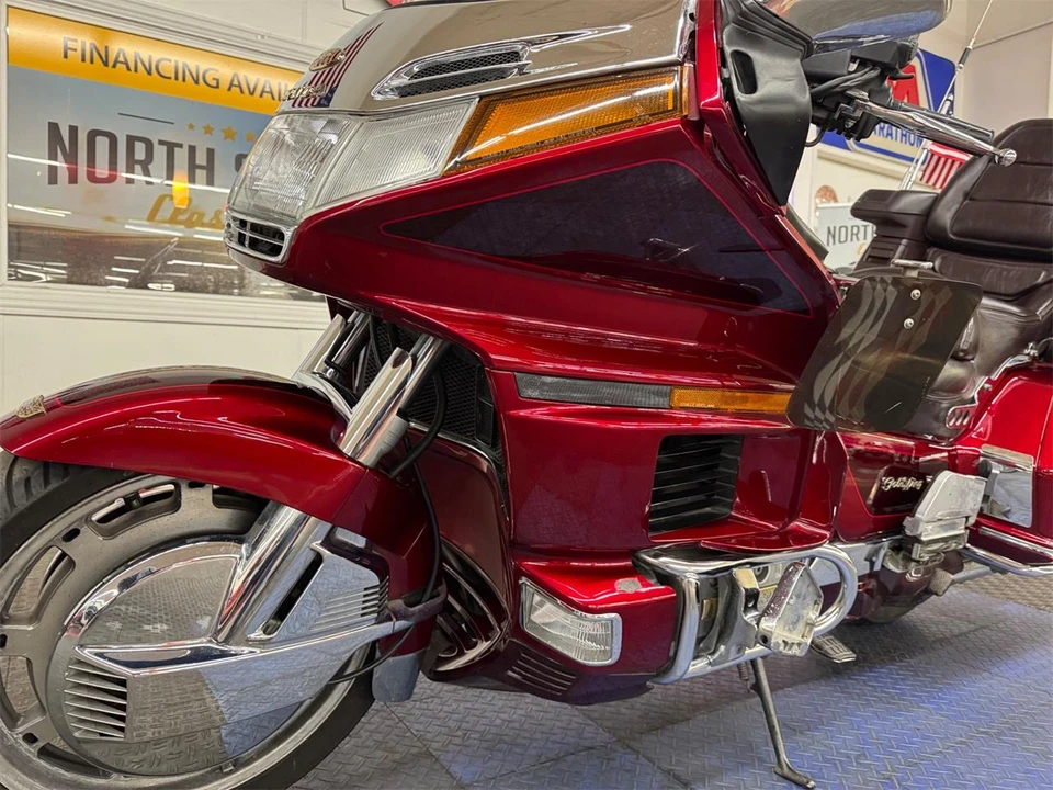 1995 Honda Gold Wing - Image 17 of 21