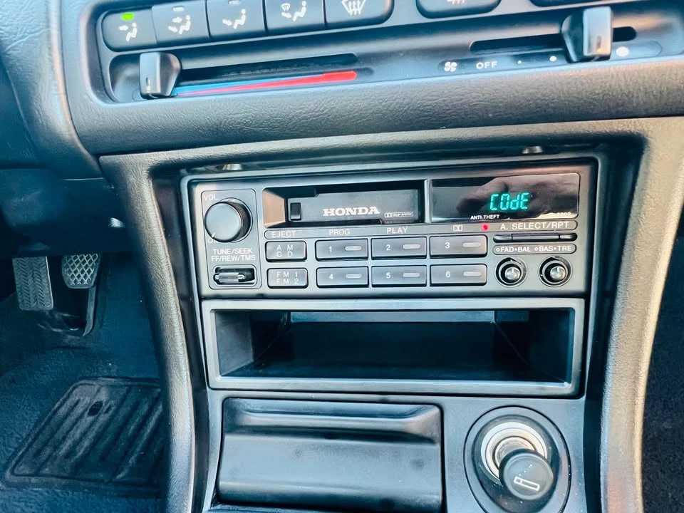 1995 Honda Prelude 4th Gen - Image 15 of 20