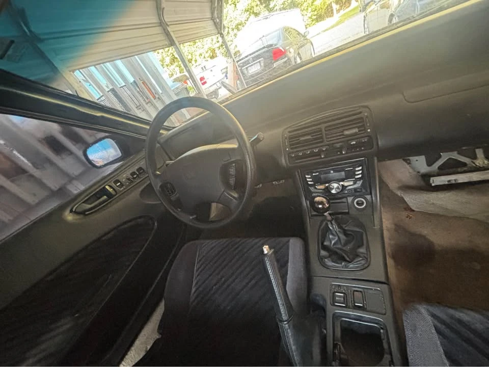1995 Honda Prelude 4th Gen - Image 9 of 14