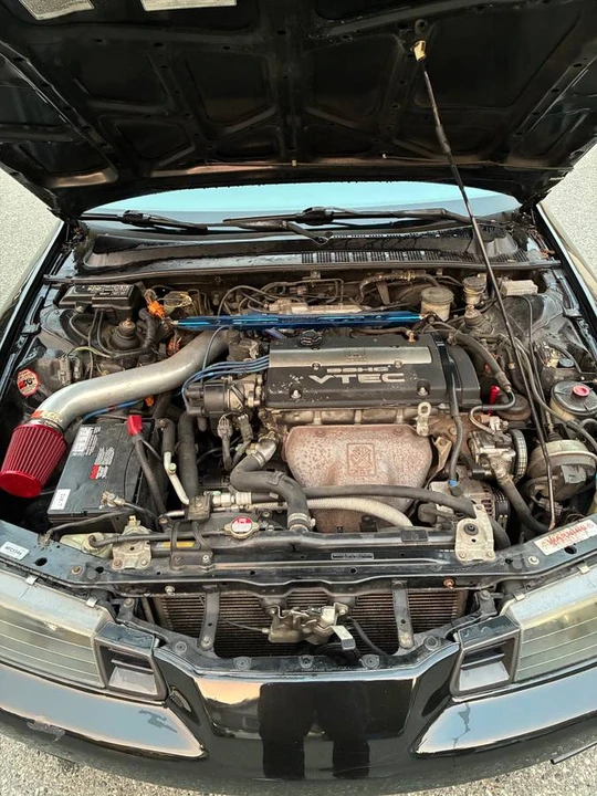 1995 Honda Prelude 4th Gen - Image 7 of 10