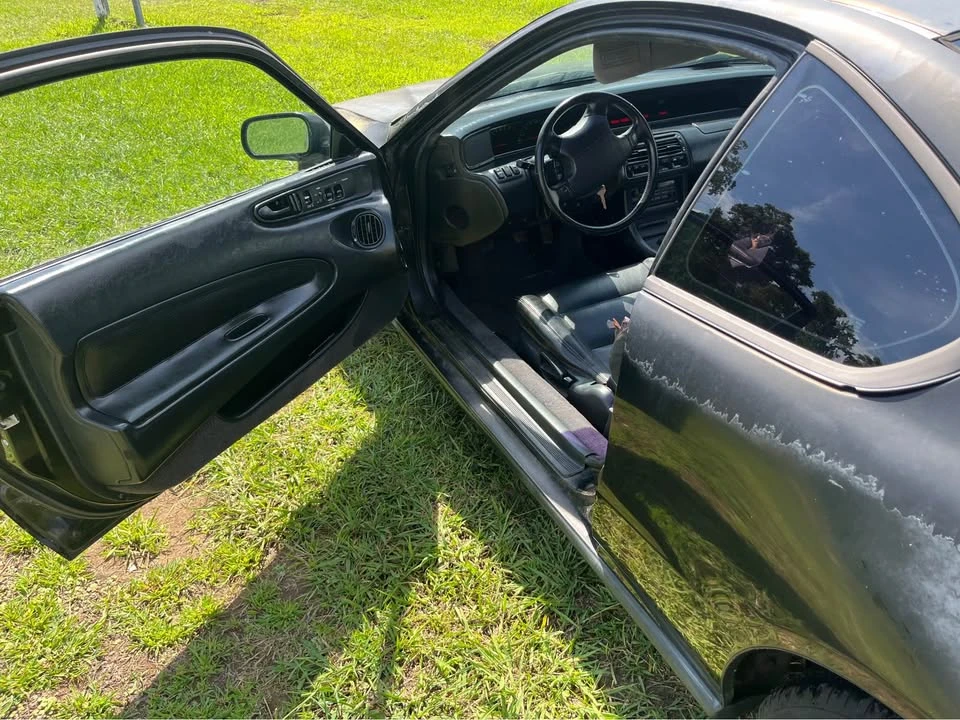 1995 Honda Prelude 4th Gen - Image 4 of 11