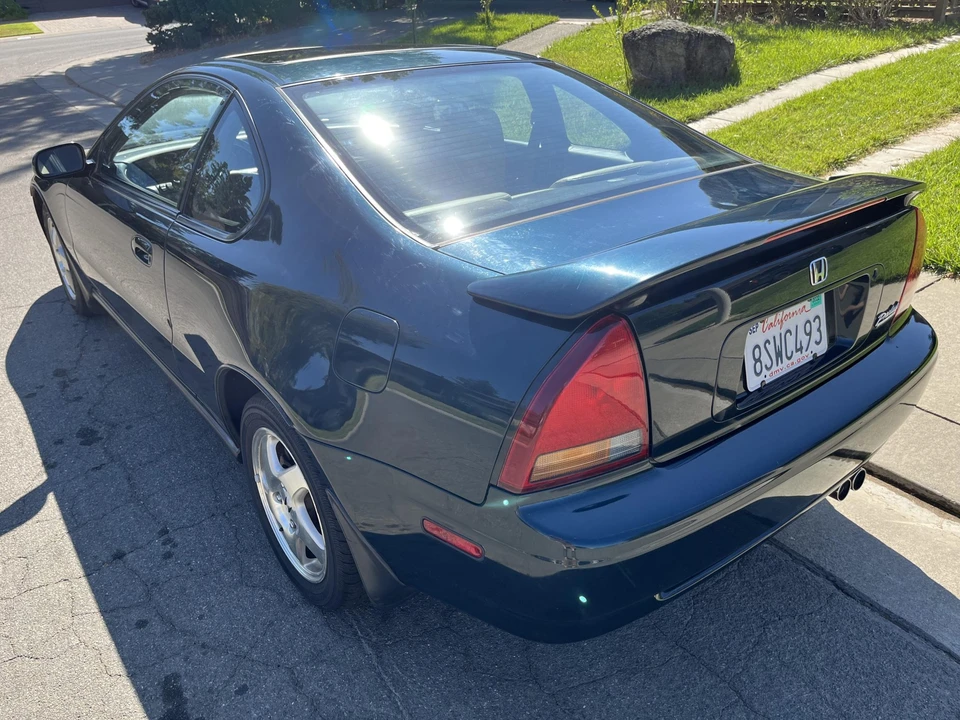 1995 Honda Prelude 4th Gen - Image 18 of 31