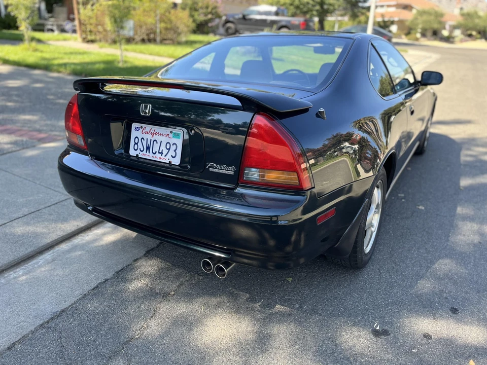 1995 Honda Prelude 4th Gen - Image 25 of 31