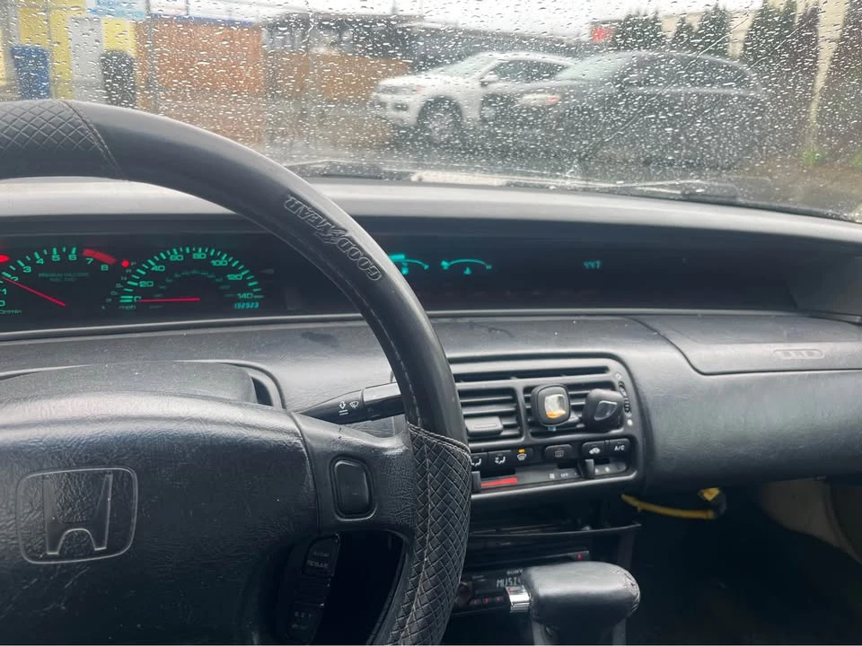 1995 Honda Prelude 4th Gen - Image 8 of 11