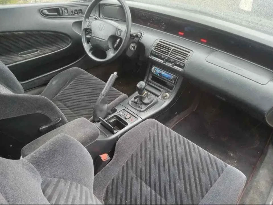 1995 Honda Prelude 4th Gen - Image 13 of 15