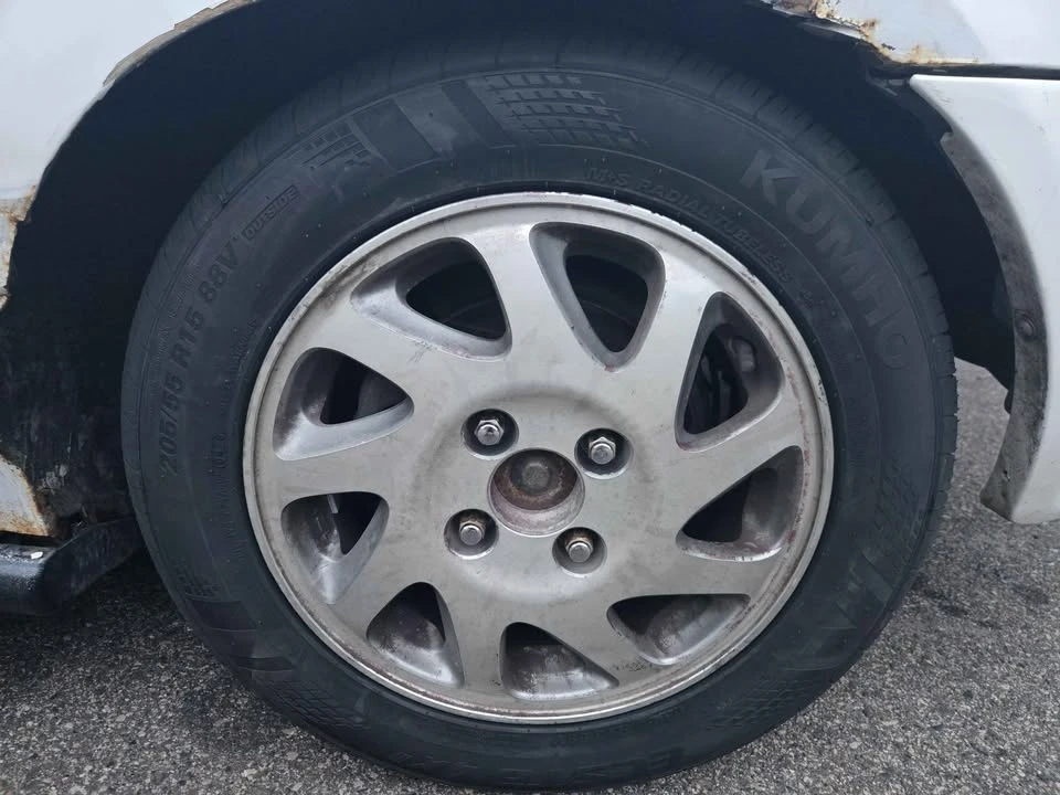 1995 Honda Prelude 4th Gen - Image 15 of 15