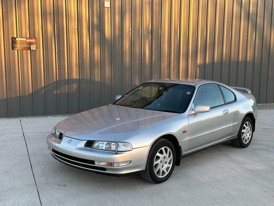 1995 Honda Prelude 4th Gen - Image 15 of 31