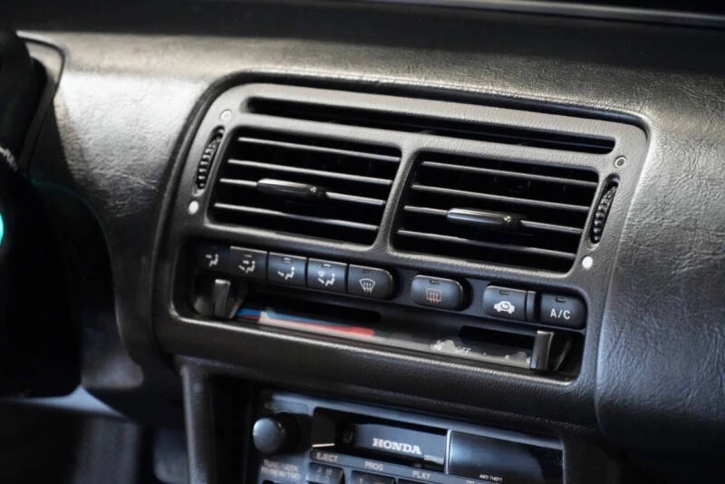 1995 Honda Prelude 4th Gen - Image 20 of 28