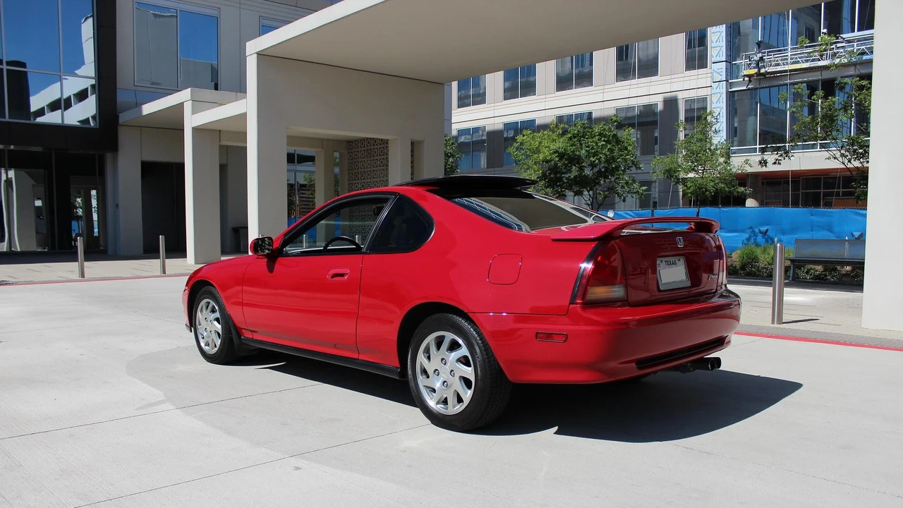 1995 Honda Prelude 4th Gen - Image 4 of 31