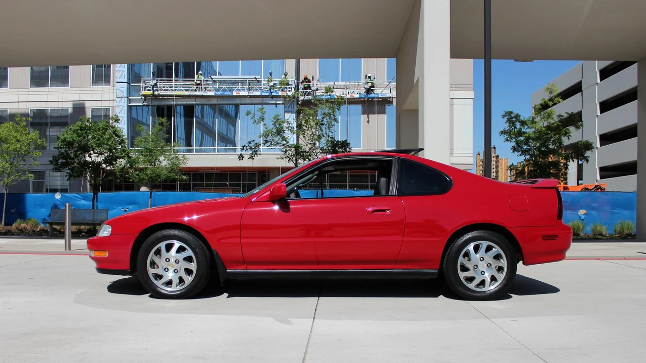 1995 Honda Prelude 4th Gen - Image 3 of 31